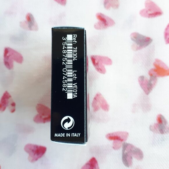 ⭐️HOST PICK⭐ Make Up For Ever: Artist Eyeshadow in ME304 Emerald - Picture 4 of 16